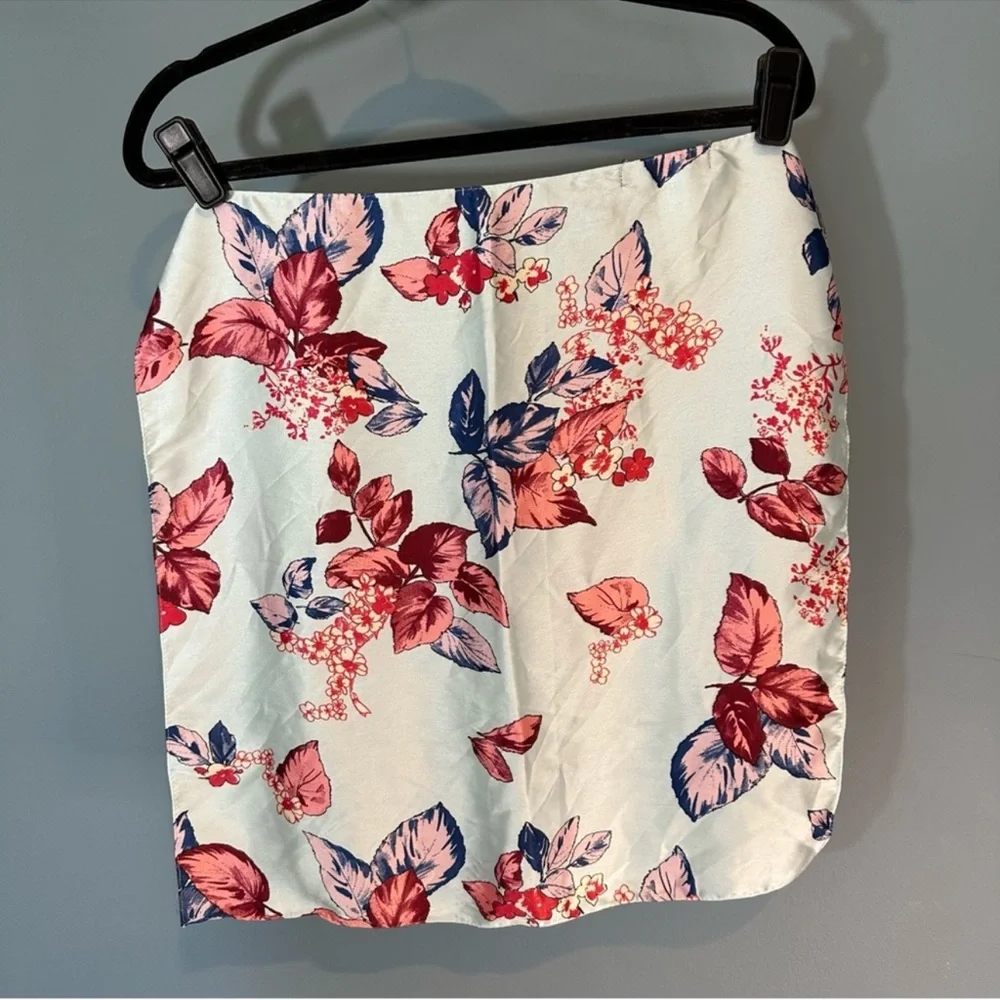 Bershka Silky Square Scarf in Blue/Red/Pink Floral Print